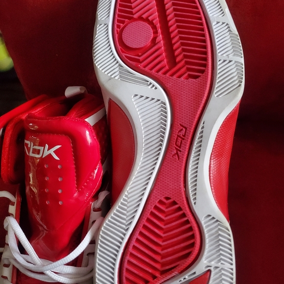 Men's Rare Reebok - Picture 3 of 9